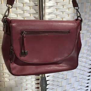 Cleo Elegant Maroon Shoulder Bag